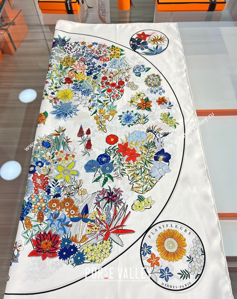 Hermes scarf 90x90cm in silk twill Top Quality 25 2024 (wtz-24022625)