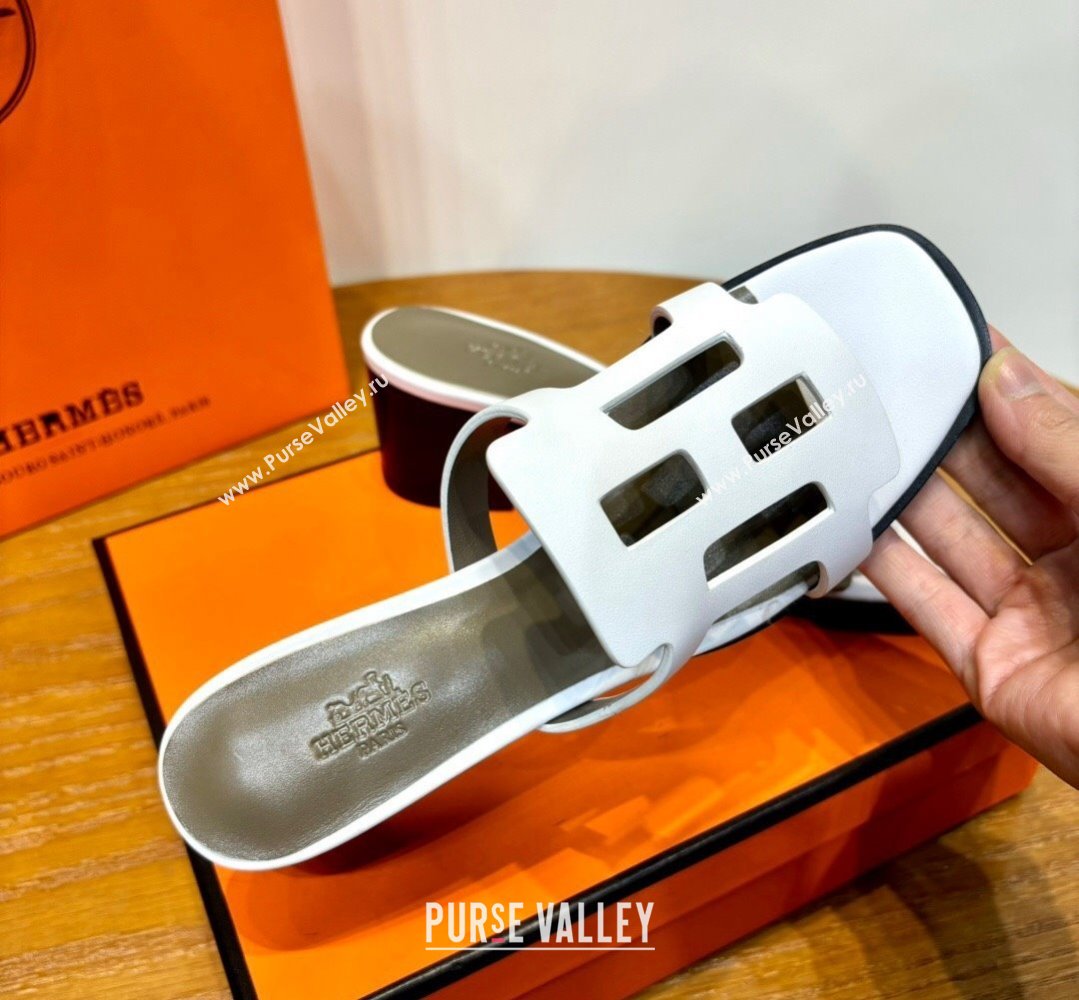 Hermes Izzy 60 sandals White in Calfskin with H cut-out Top Quality 2024 (mingdu-24022636)