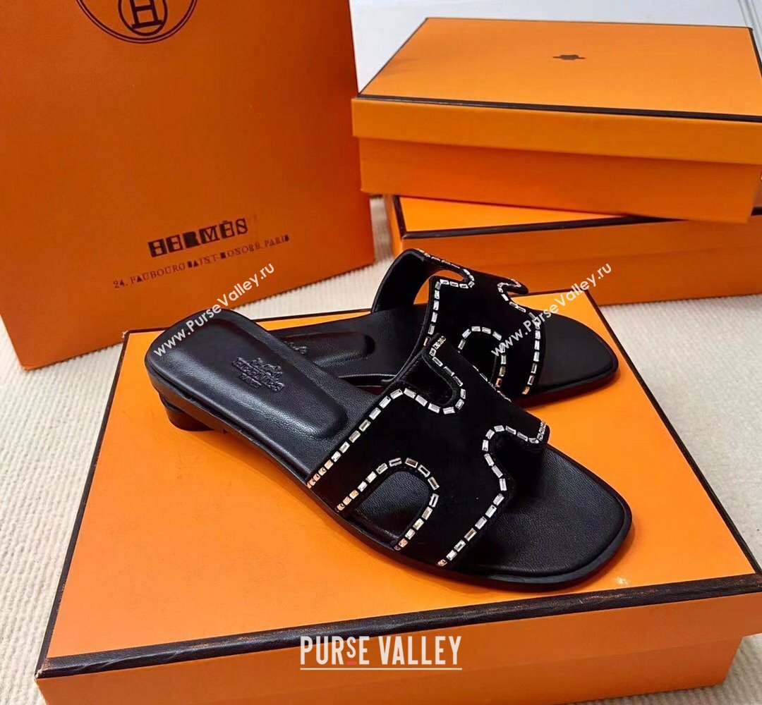 Hermes Oran sandals Black in suede goatskin with iconic H cut-out and rhinestone details Top Quality 2024 (mingdu-24022617)