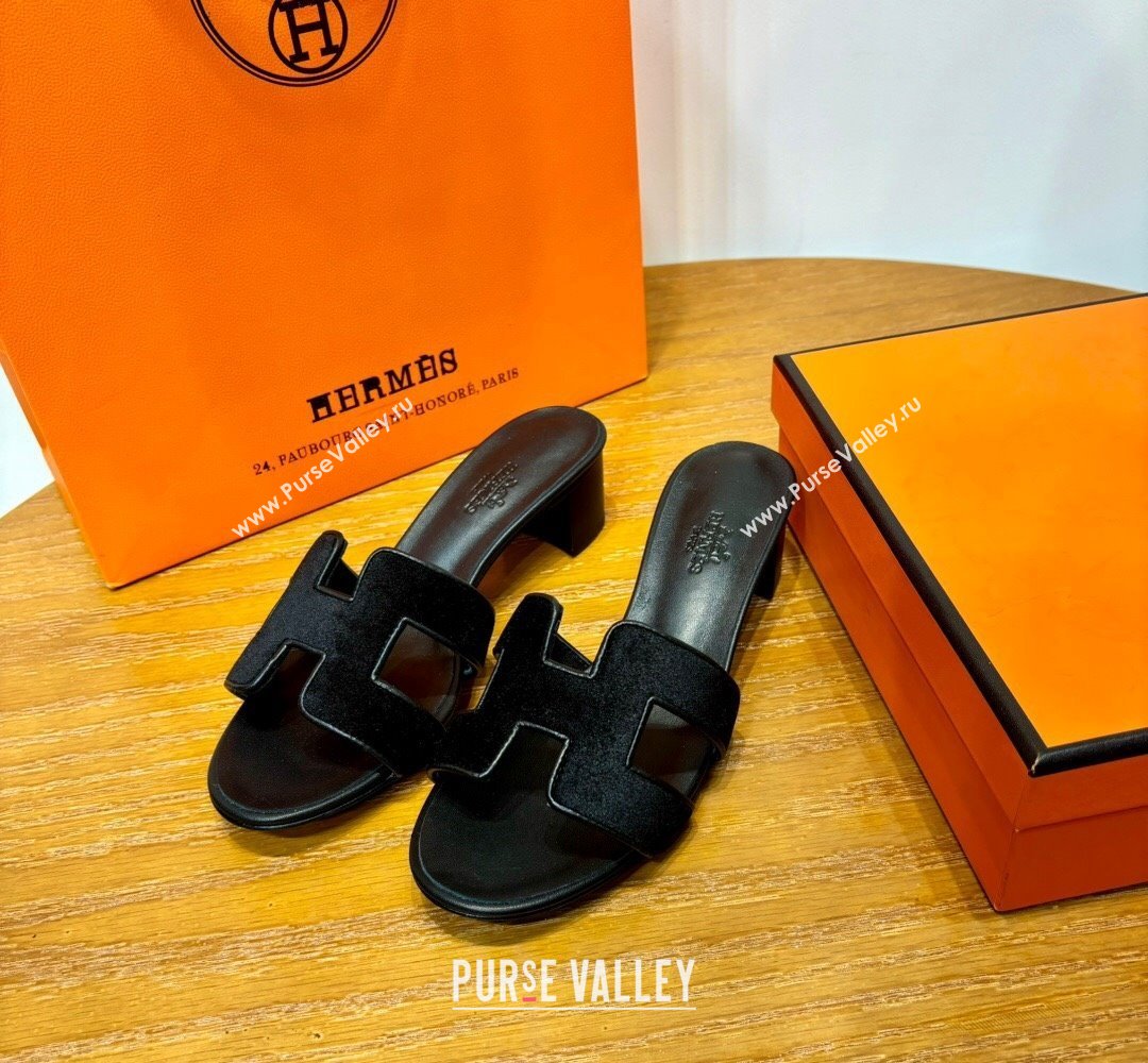 Hermes High heel Oasis sandals Black in velvet with iconic H cut-out details Top Quality 2024 (mingdu-24022620)