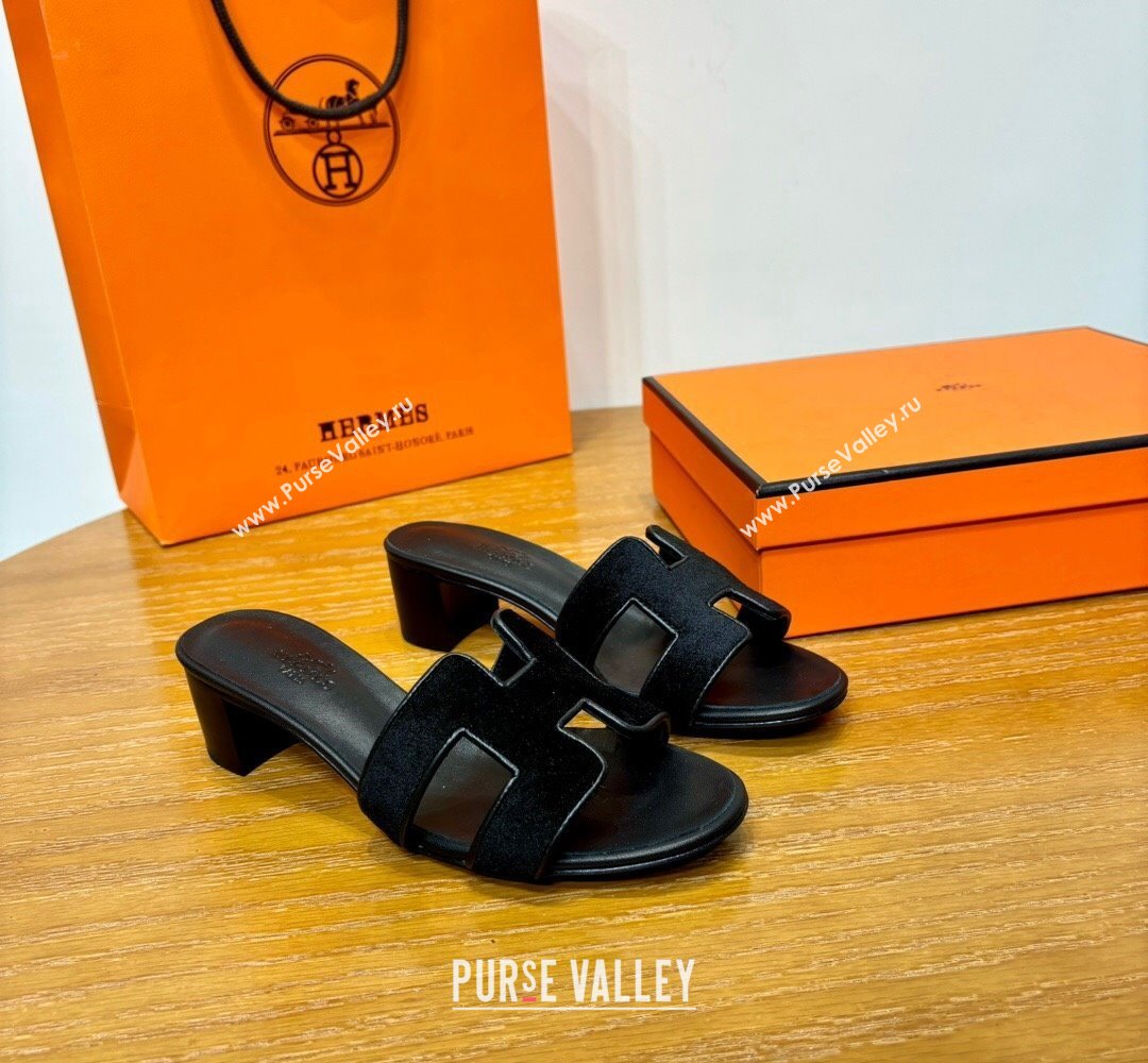 Hermes High heel Oasis sandals Black in velvet with iconic H cut-out details Top Quality 2024 (mingdu-24022620)