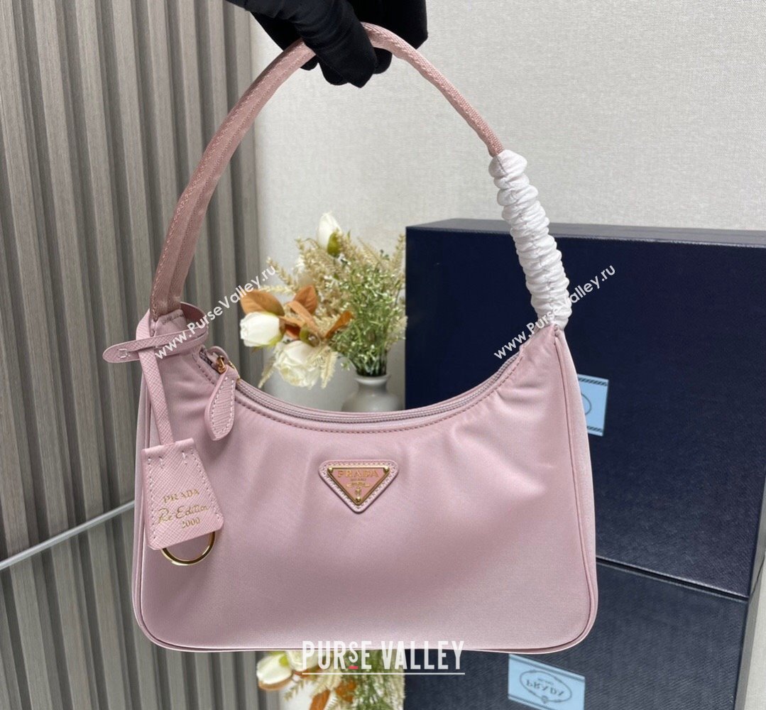 Prada Re-Edition 2000 Re-Nylon and Saffiano Mini Hobo Bag 1NE515 Light Pink/Gold 2024 (ziyin-24022840)