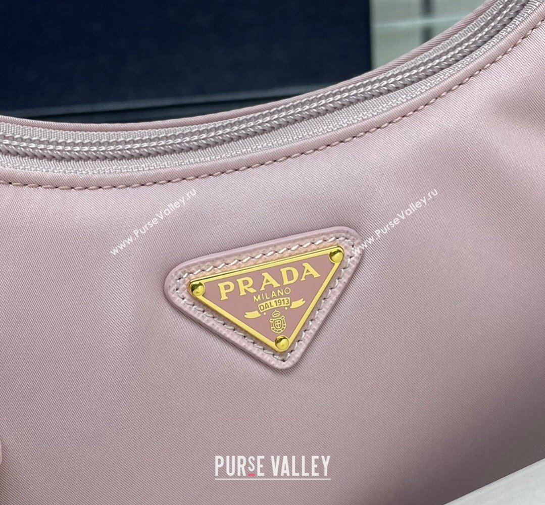 Prada Re-Edition 2000 Re-Nylon and Saffiano Mini Hobo Bag 1NE515 Light Pink/Gold 2024 (ziyin-24022840)