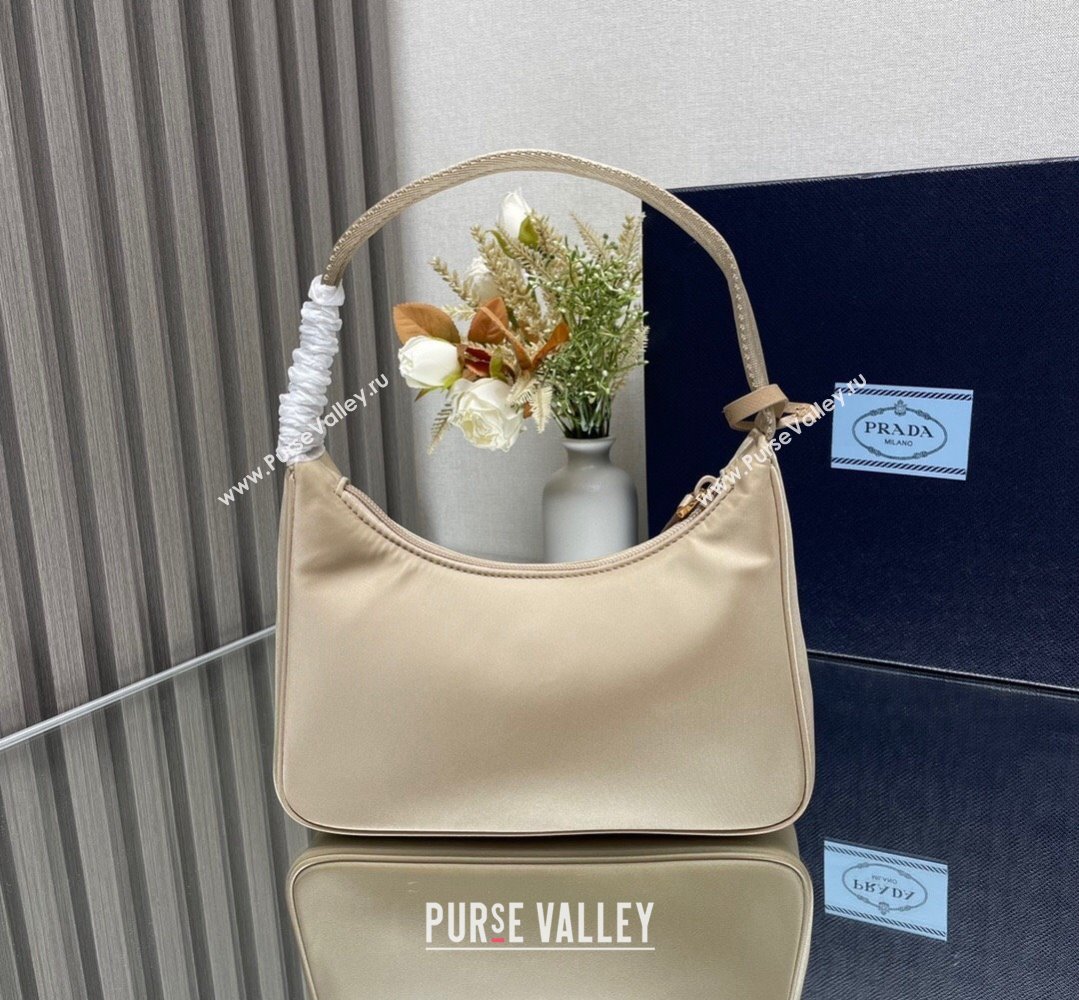 Prada Re-Edition 2000 Re-Nylon and Saffiano Mini Hobo Bag 1NE515 Beige/Gold 2024 (ziyin-24022844)