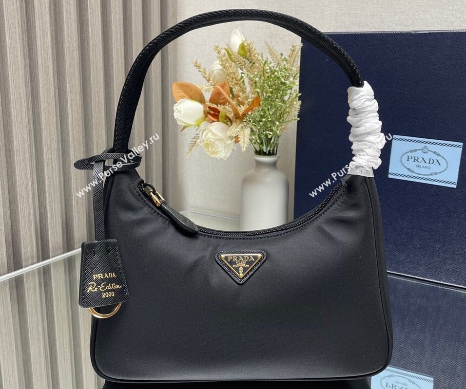 Prada Re-Edition 2000 Re-Nylon and Saffiano Mini Hobo Bag 1NE515 Black/Gold 2024 (ziyin-24022838)