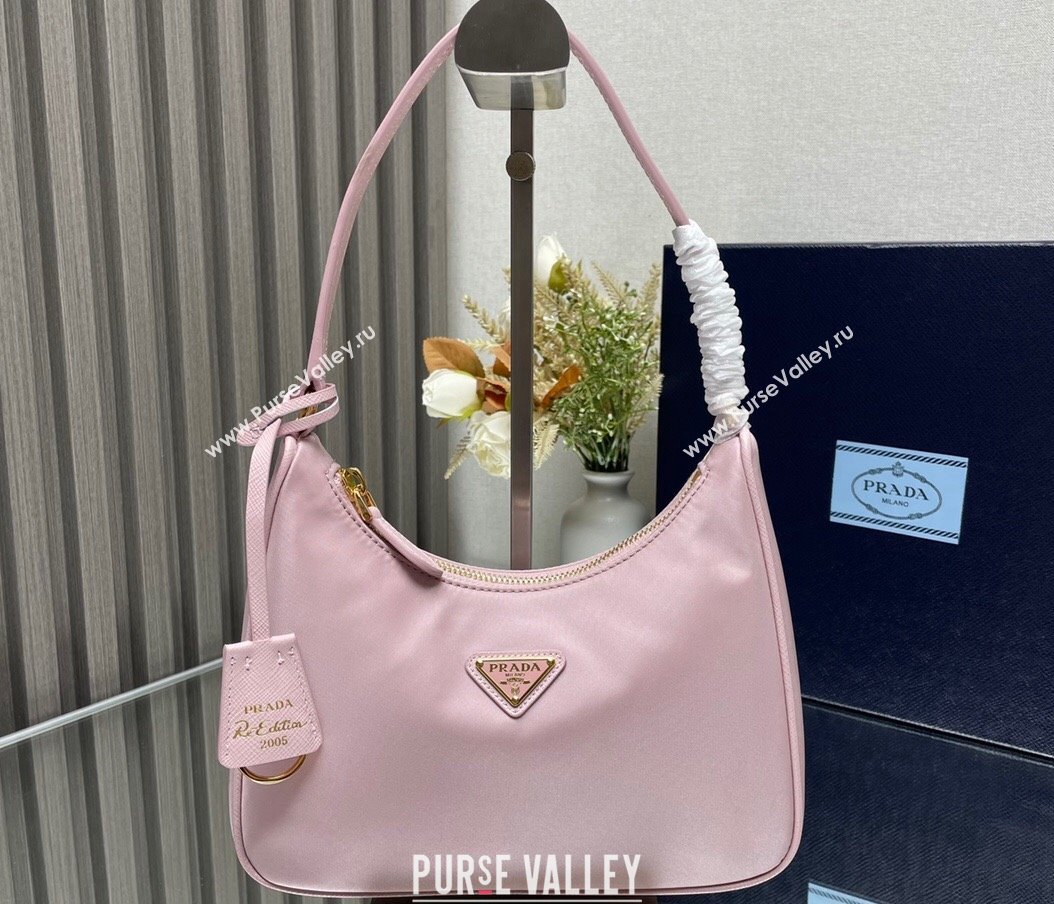 Prada Re-Edition 2005 Re-Nylon and Saffiano Mini Hobo Bag 1NE204 Light Pink/Gold 2024 (ziyin-24022833)