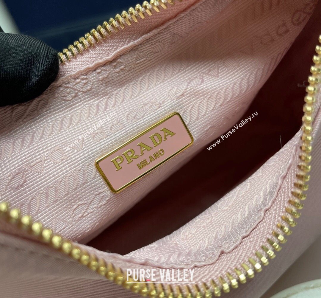 Prada Re-Edition 2005 Re-Nylon and Saffiano Mini Hobo Bag 1NE204 Light Pink/Gold 2024 (ziyin-24022833)