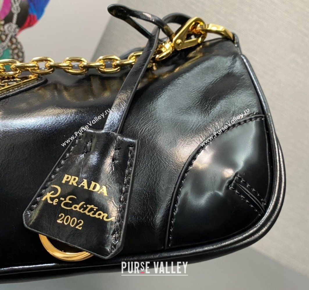 Prada Re-Edition 2002 medium leather shoulder bag 1BC221 Black 2024 (ziyin-24022864)