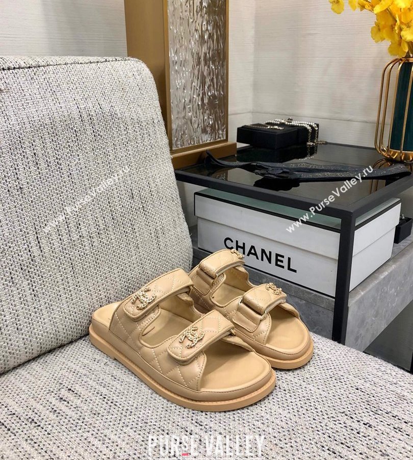 Chanel CC Logo Beach Mules Sandals 08 2024 (modeng-240304a08)