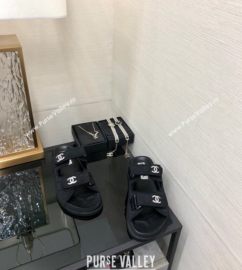 Chanel CC Logo Beach Mules Sandals 22 2024 (modeng-240304a22)