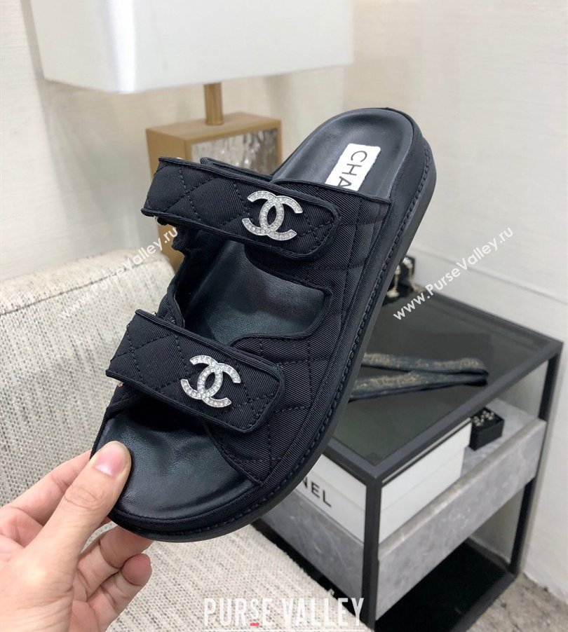 Chanel CC Logo Beach Mules Sandals 22 2024 (modeng-240304a22)