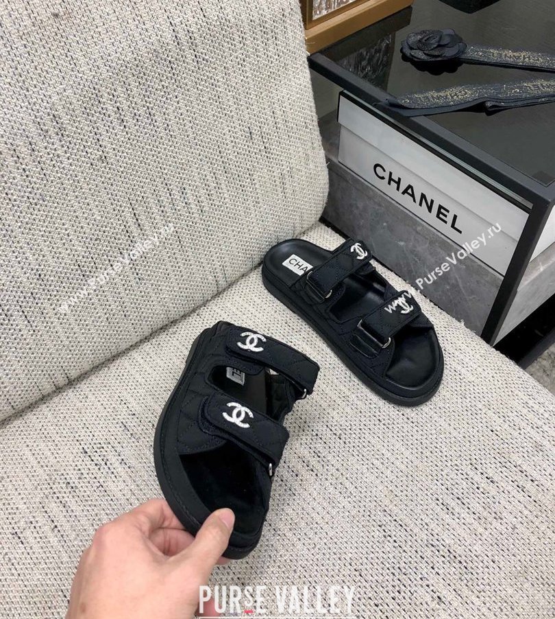 Chanel CC Logo Beach Mules Sandals 22 2024 (modeng-240304a22)