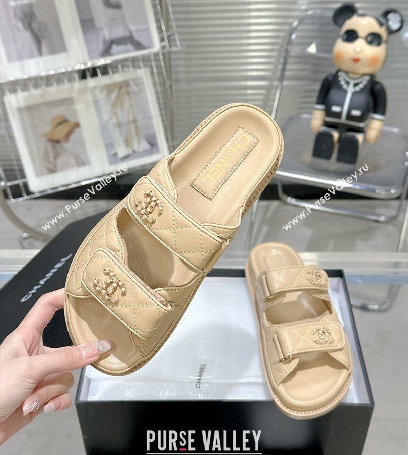 Chanel CC Logo Beach Mules Sandals 02 2024 (modeng-240304a02)