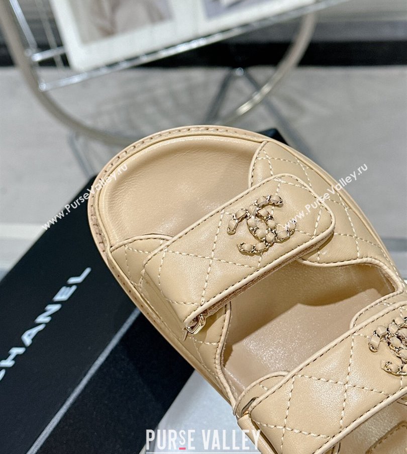 Chanel CC Logo Beach Mules Sandals 02 2024 (modeng-240304a02)