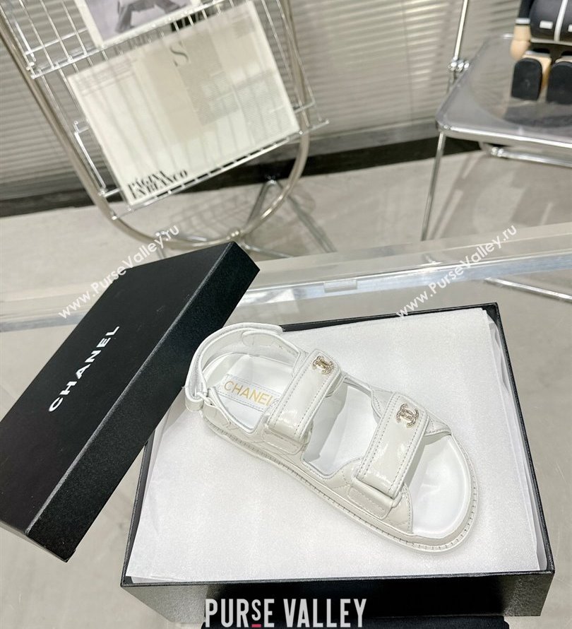 Chanel CC Logo Beach Sandals 09 2024 (modeng-24030429)