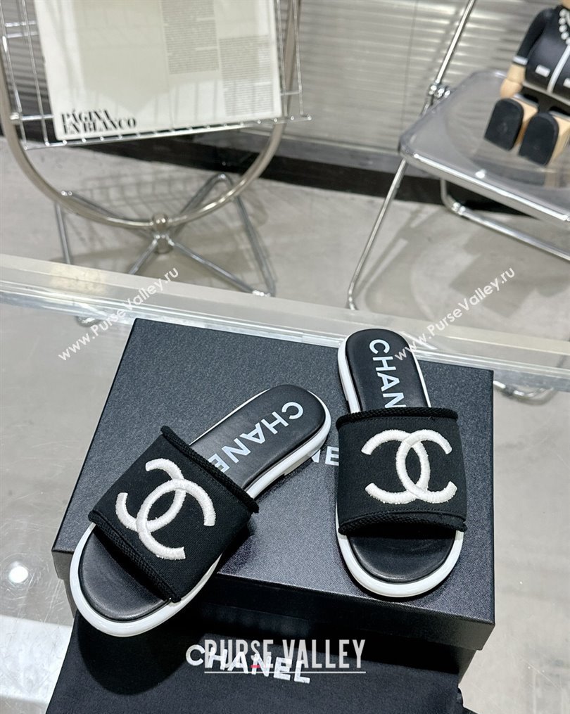 Chanel CC Logo Fabric Flat Mules Black 2024 (modeng-24022913)