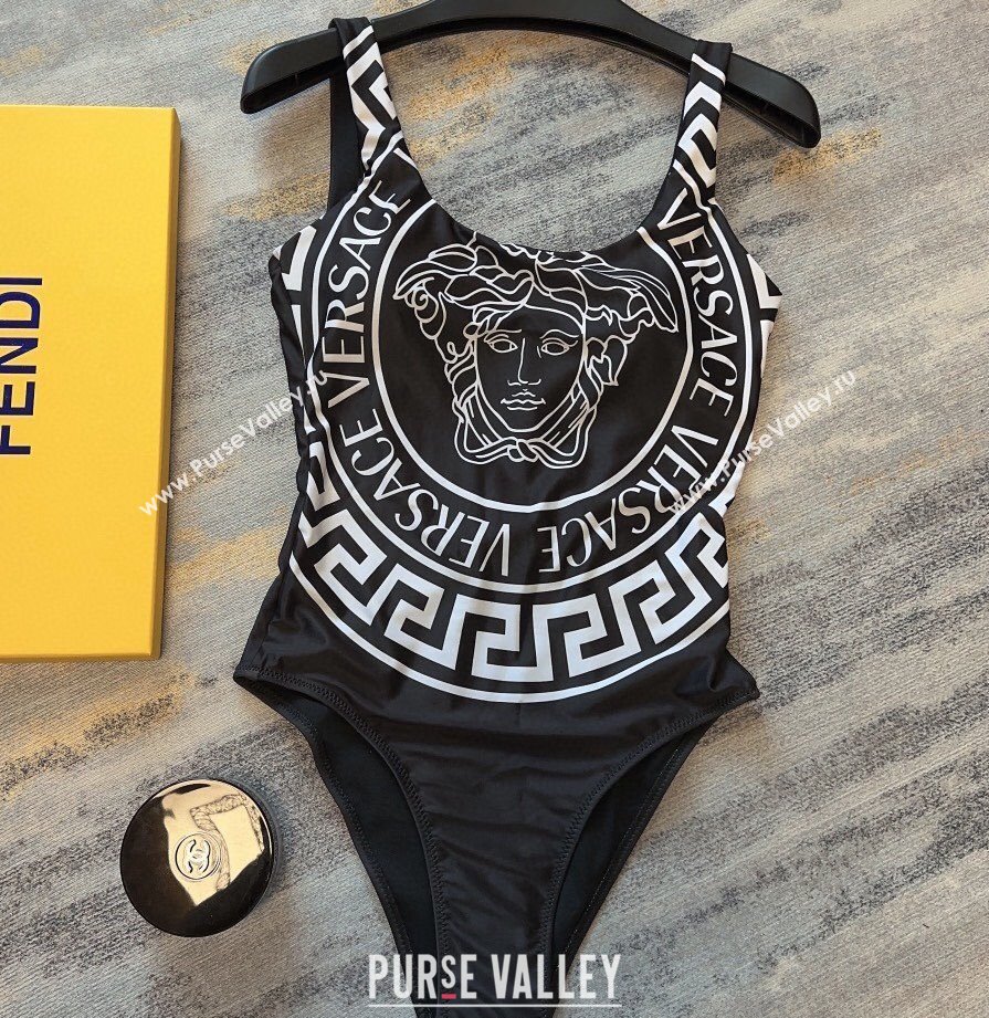 Versace Swimsuit 62 2024 (shishang-240229v62)