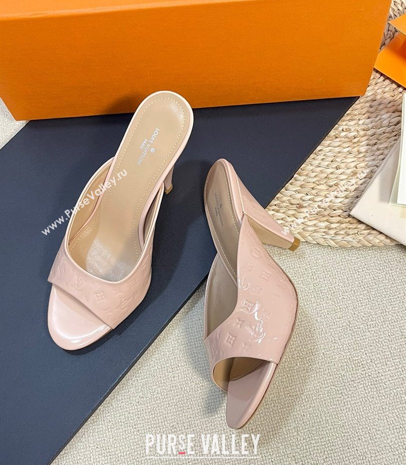 Louis Vuitton Heel 8.5cm Super Mules in Monogram-debossed patent calf leather Beige 2024 (modeng-24030601)