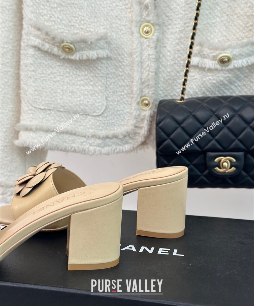 Chanel Heel 6.5cm Lambskin Mules with Camellia G45499 Beige 2024 (modeng-24030416)