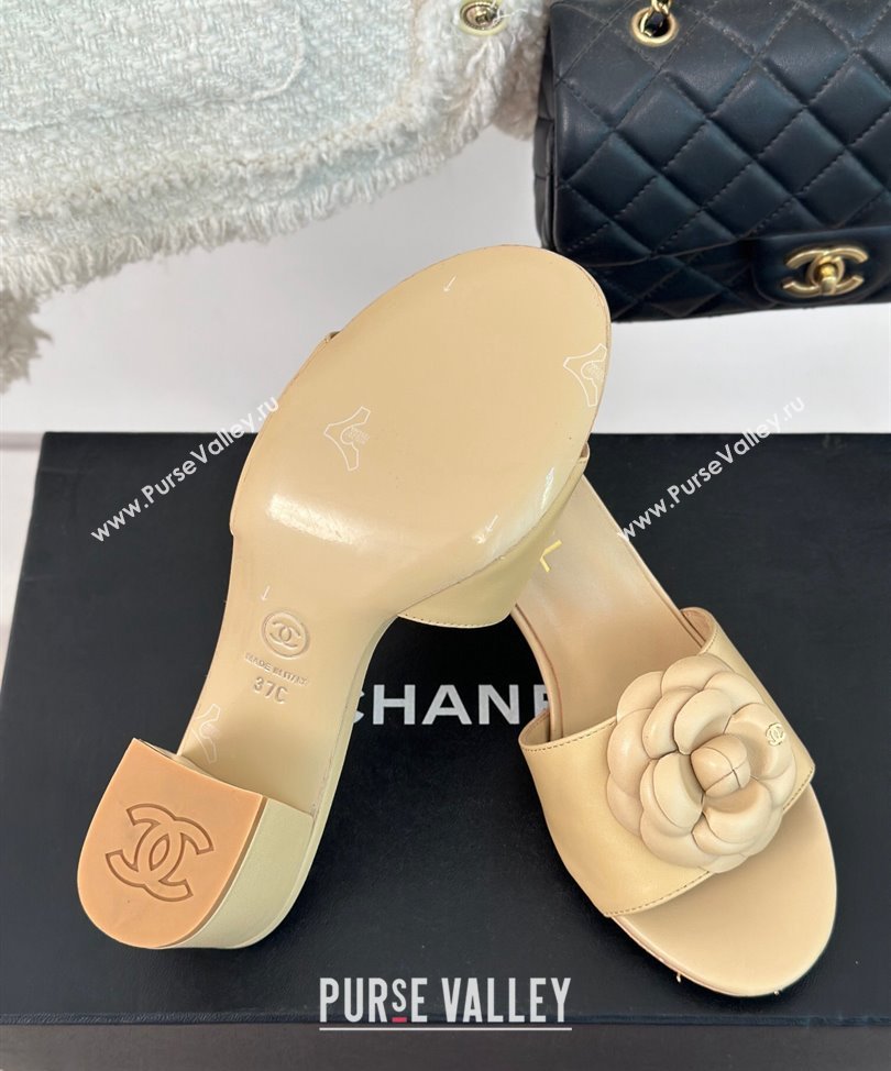 Chanel Heel 6.5cm Lambskin Mules with Camellia G45499 Beige 2024 (modeng-24030416)