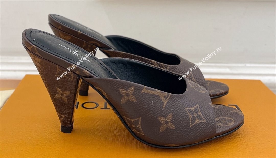 Louis Vuitton Heel 8.5cm Super Mules in Monogram Canvas 2024 (modeng-24030609)