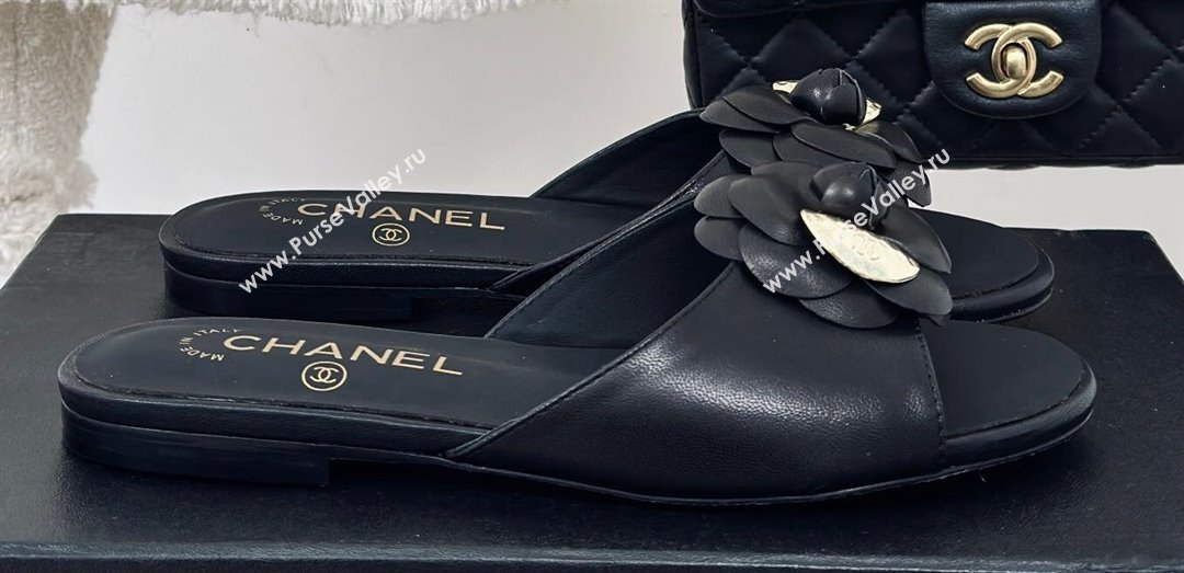 Chanel Heel 1.5cm Lambskin Mules with Camellia Black 2024 (modeng-24030411)