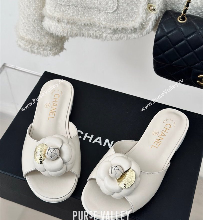 Chanel Heel 1.5cm Lambskin Mules with Camellia White 2024 (modeng-24030412)