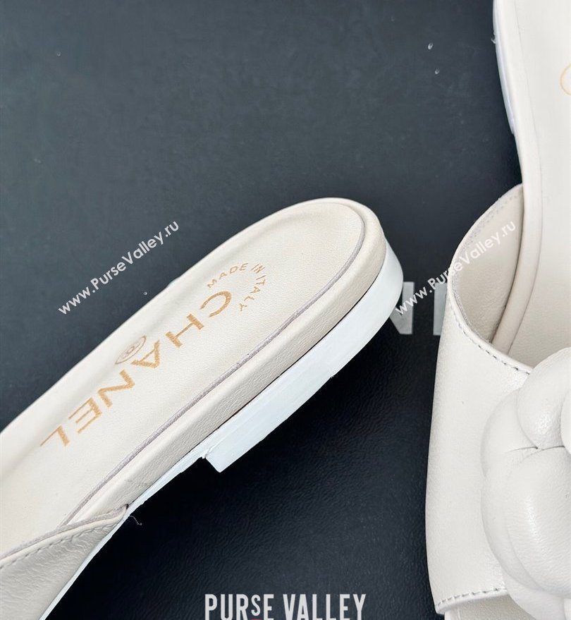 Chanel Heel 1.5cm Lambskin Mules with Camellia White 2024 (modeng-24030412)