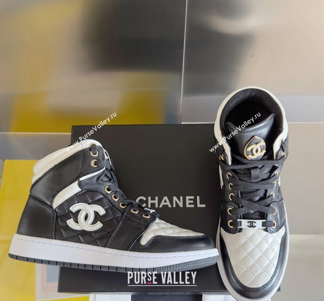 Chanel Quilting CC Logo High-top Sneakers Top Quality 11 2024 (guoran-240305g11)