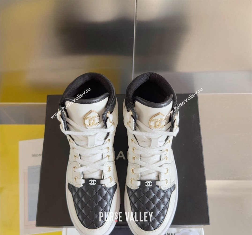 Chanel Quilting CC Logo High-top Sneakers Top Quality 12 2024 (guoran-240305g12)