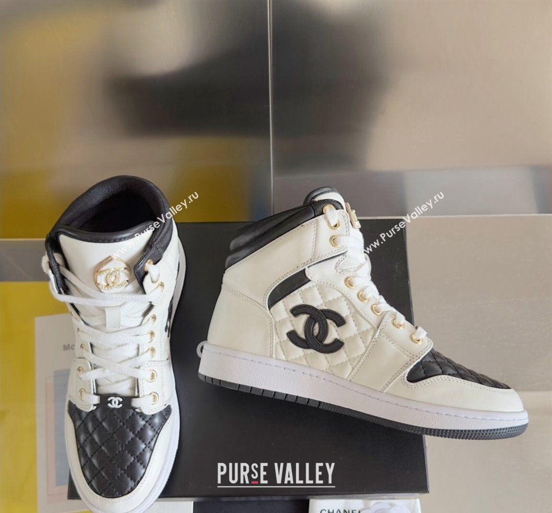 Chanel Quilting CC Logo High-top Sneakers Top Quality 12 2024 (guoran-240305g12)