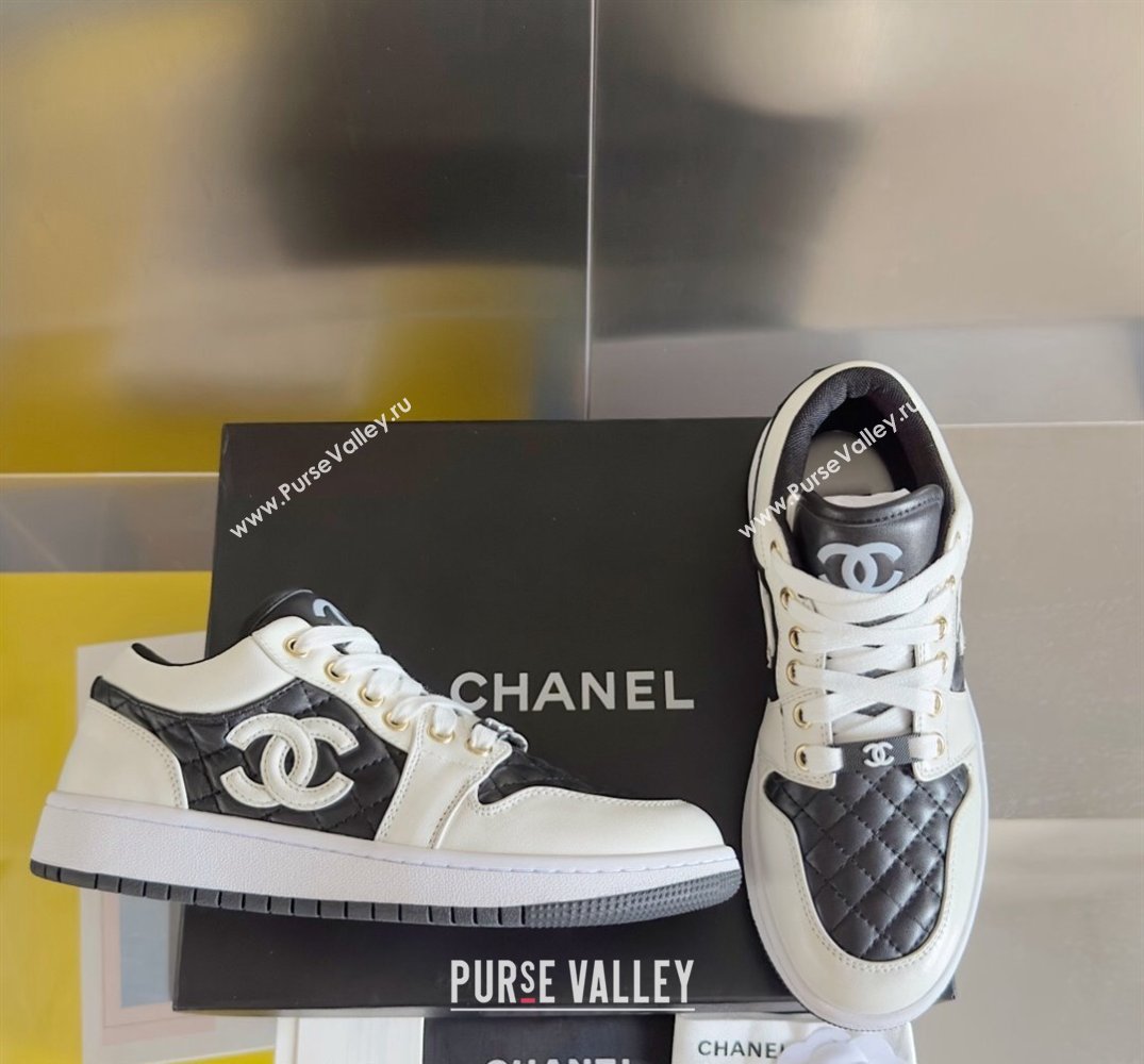 Chanel Quilting CC Logo Low-top Sneakers Top Quality 04 2024 (guoran-240305g34)