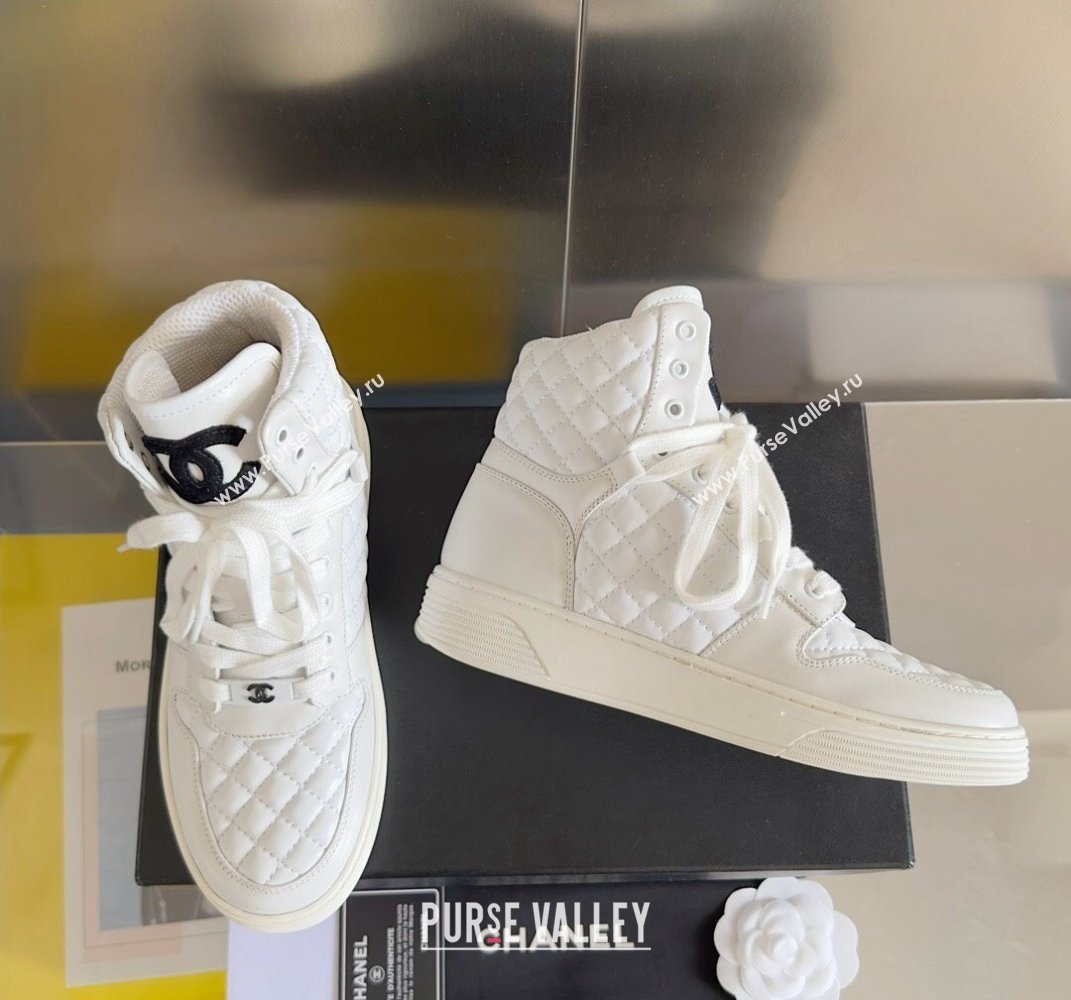 Chanel Quilting CC Logo High-top Sneakers Top Quality 15 2024 (guoran-240305g15)