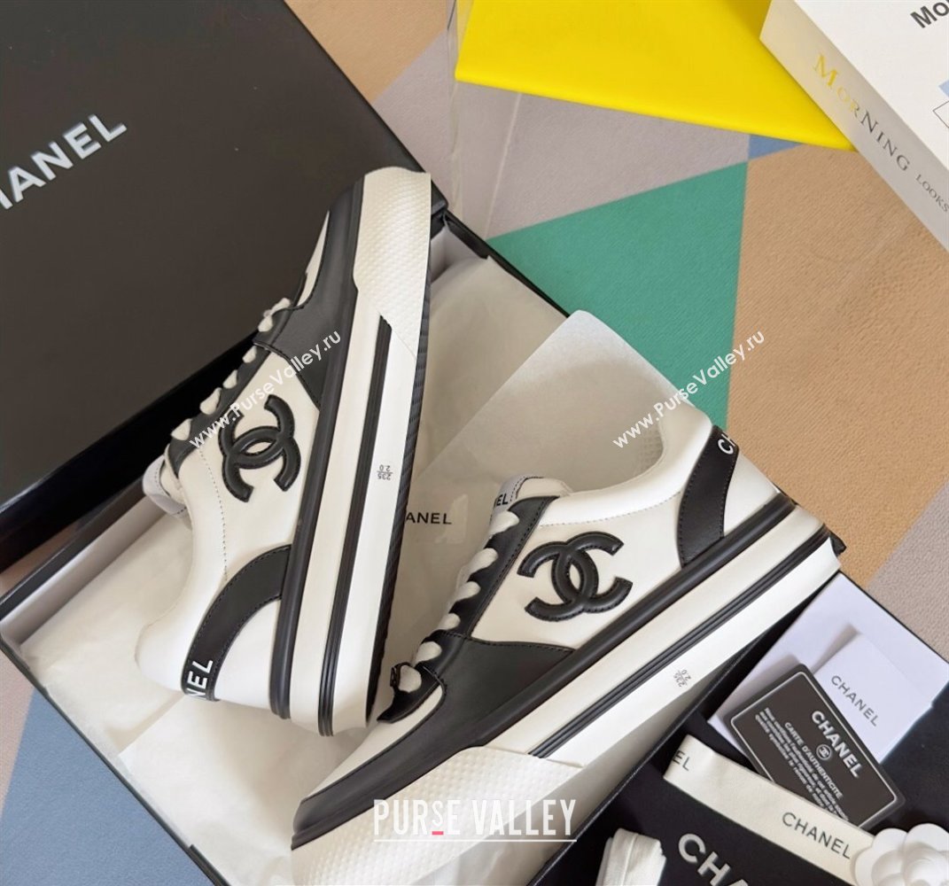 Chanel Calfskin CC Logo Sneakers Top Quality White/Black 2024 (guoran-24030506)