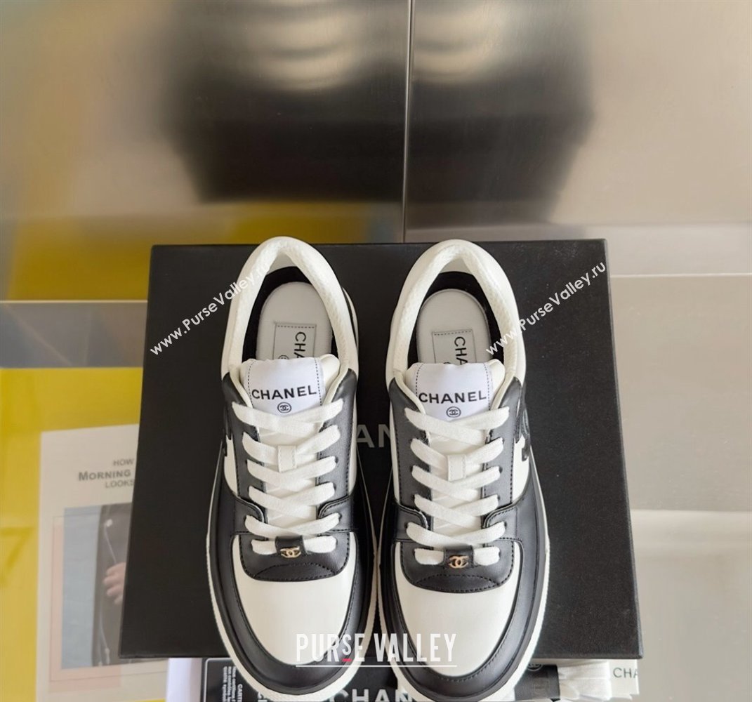 Chanel Calfskin CC Logo Sneakers Top Quality White/Black 2024 (guoran-24030506)