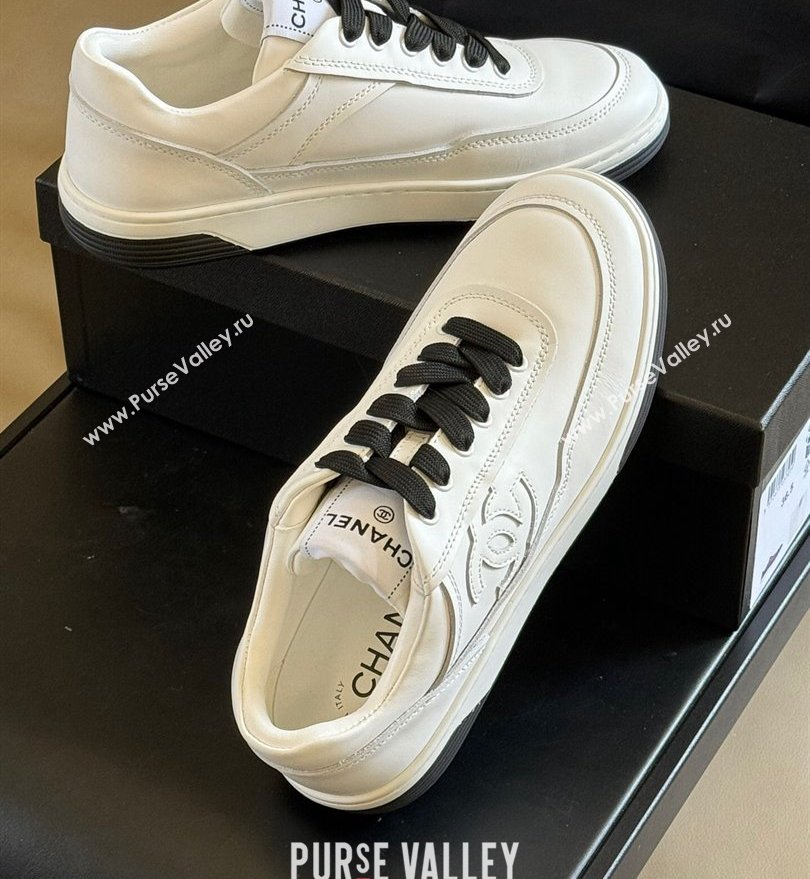 Chanel CC Logo Calfskin Sneakers G39978 White/Black 2024 (SS-24030503)