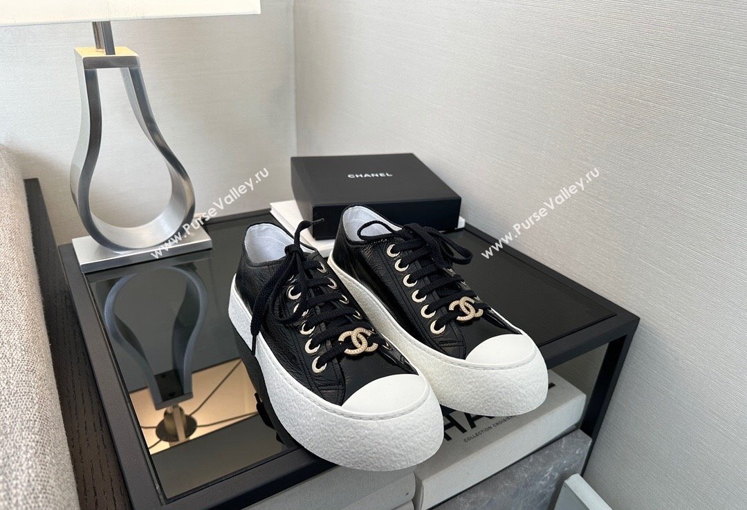 Chanel CC Logo Patent Calfskin Low-top Sneakers G45561 Black 2024 (xo-24030505)