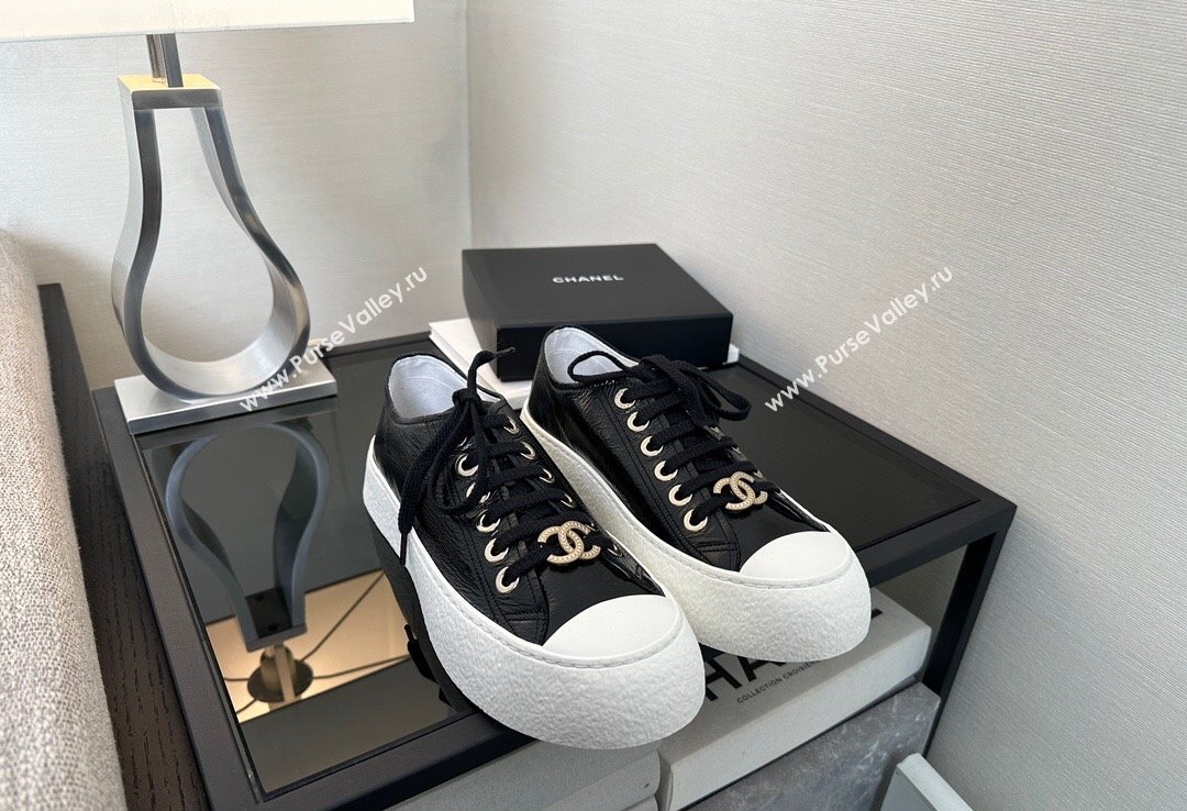 Chanel CC Logo Patent Calfskin Low-top Sneakers G45561 Black 2024 (xo-24030505)