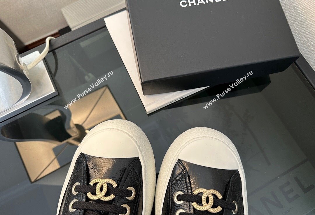 Chanel CC Logo Patent Calfskin Low-top Sneakers G45561 Black 2024 (xo-24030505)