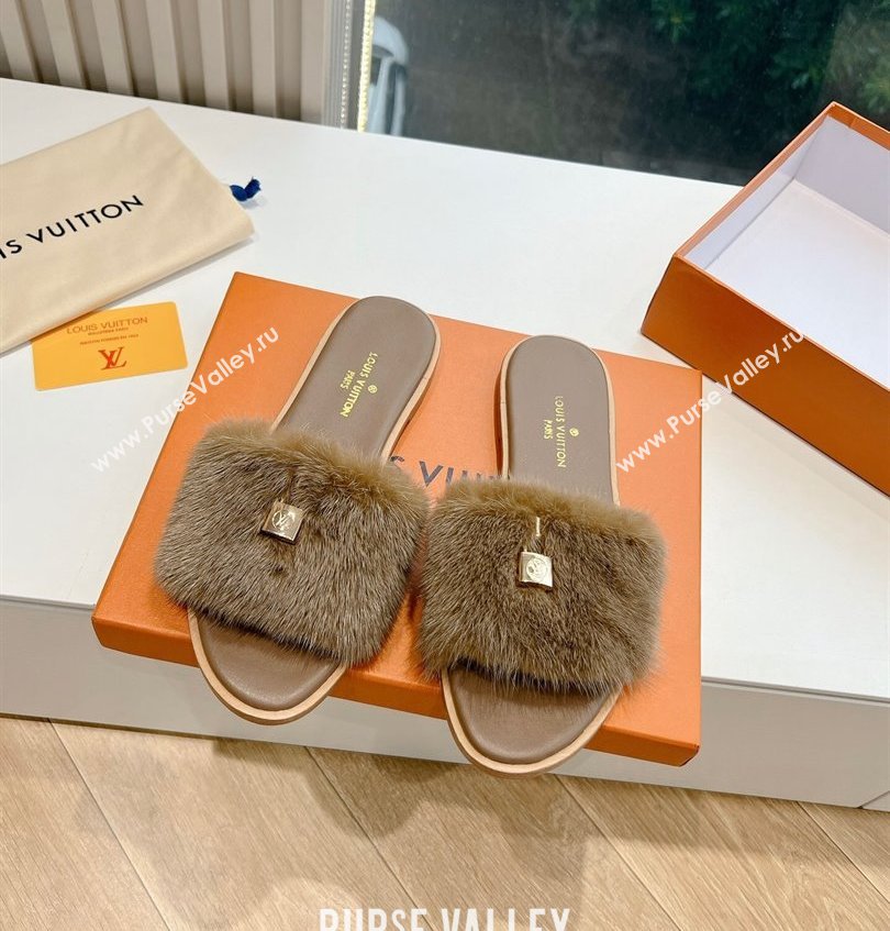 Louis Vuitton Mink Fur Lock It Flat Mules Camel 2024 (kaola-24030619)