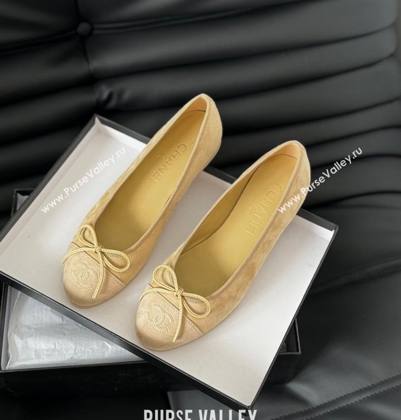 Chanel Suede Calfskin Ballet flats G02819 Beige 2024 (kaola-24030651)