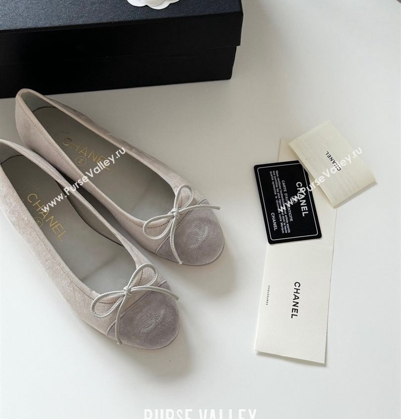 Chanel Suede Calfskin Ballet flats G02819 Light Gray 2024 (kaola-24030654)