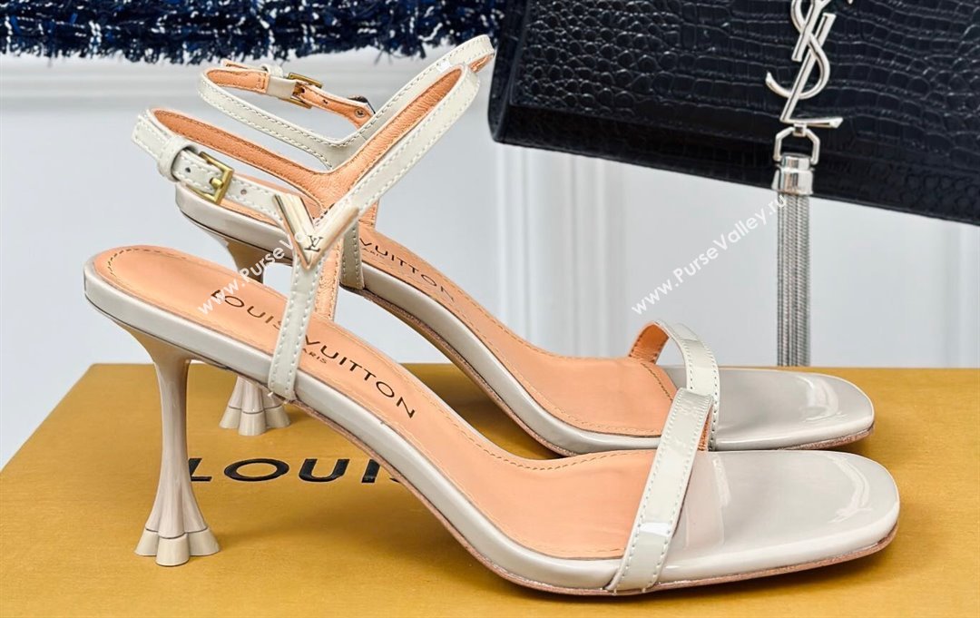 Louis Vuitton Heel 7.5cm Blossom Sandals in Patent calf leather Gray 2024 (kaola-24030609)