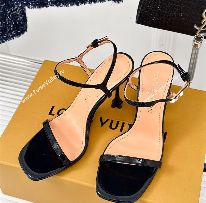 Louis Vuitton Heel 9.5cm Blossom Sandals in Patent calf leather Black 2024 (kaola-24030611)