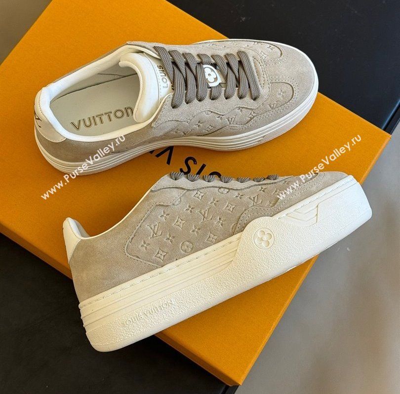 Louis Vuitton LV Groovy Platform Sneakers Monogram-debossed suede calf leather Beige 2024 (modeng-24030614)