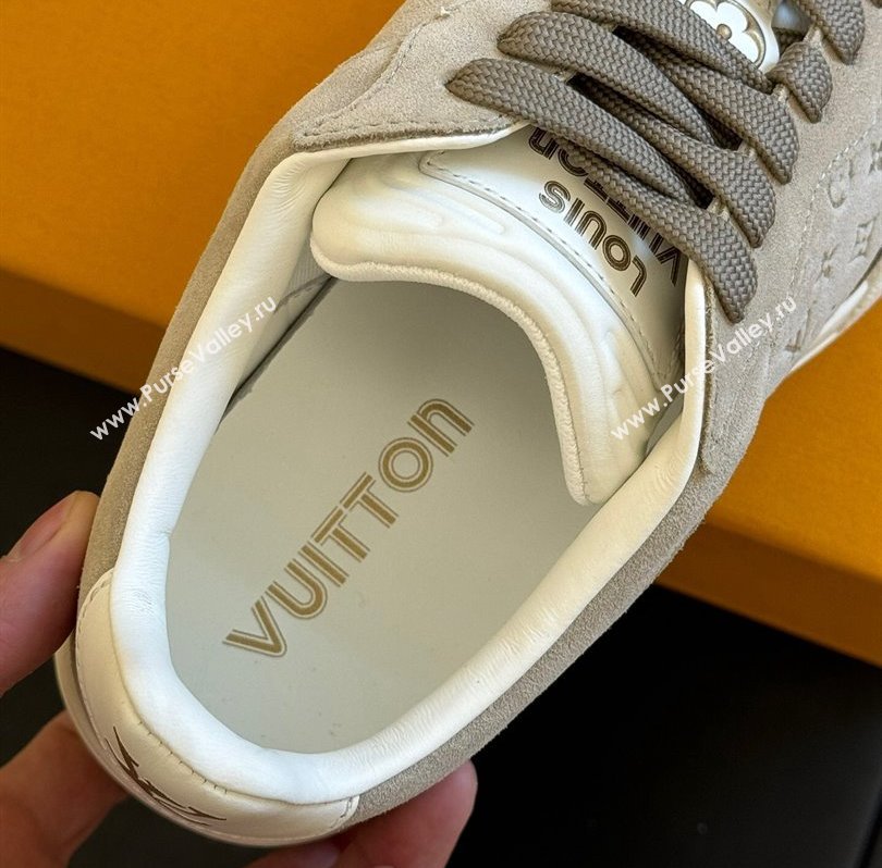 Louis Vuitton LV Groovy Platform Sneakers Monogram-debossed suede calf leather Beige 2024 (modeng-24030614)