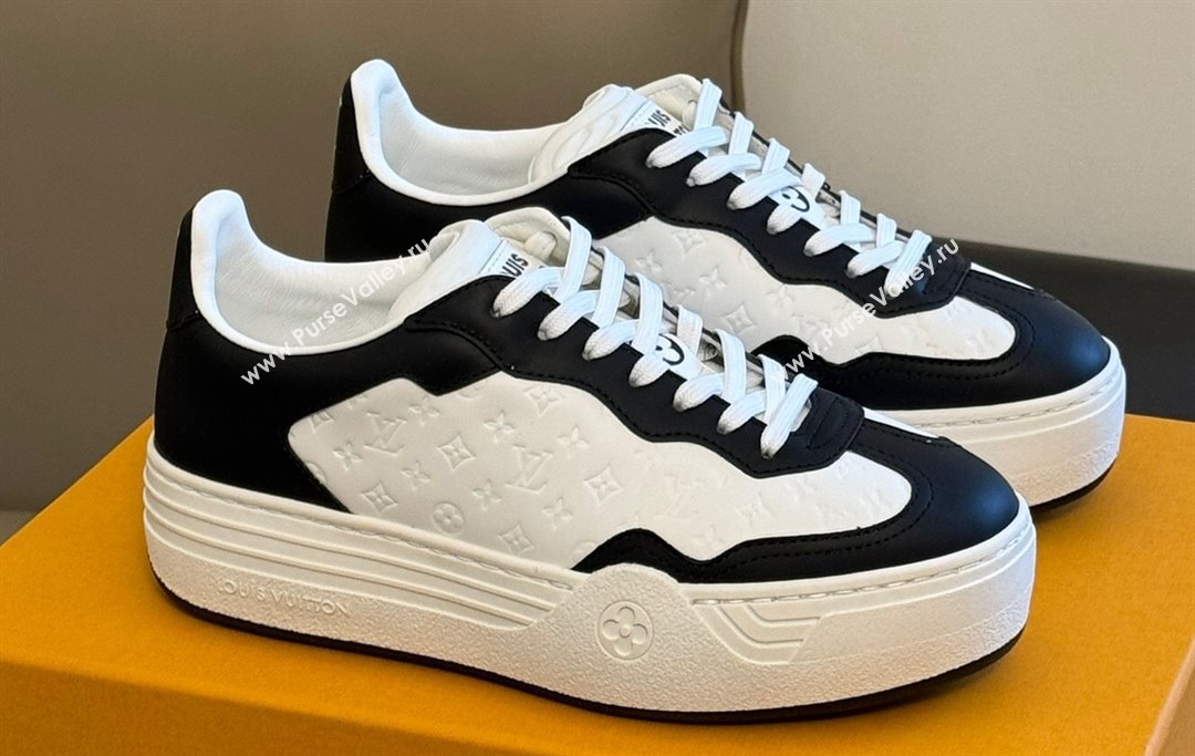 Louis Vuitton LV Groovy Platform Sneakers Monogram-debossed calf leather White/Black 2024 (modeng-24030617)