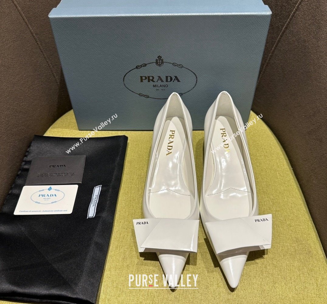 Prada Heel 4.5cm Brushed leather pumps with Architectural details White 2024 (modeng-24030802)