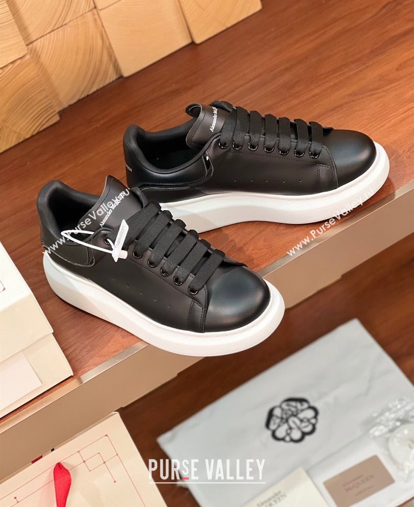 Alexander McQueen Oversized Women/Men Sneakers in Calf Leather 10 2024 (kaola-24030810)