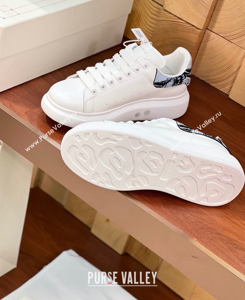 Alexander McQueen Oversized Women/Men Sneakers in Calf Leather 11 2024 (kaola-24030811)